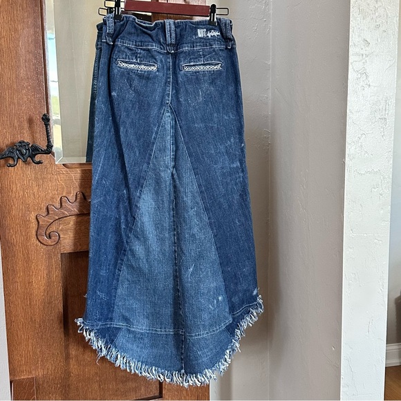 Kut from the Kloth Blue High-Low Denim Skirt - Picture 2 of 11